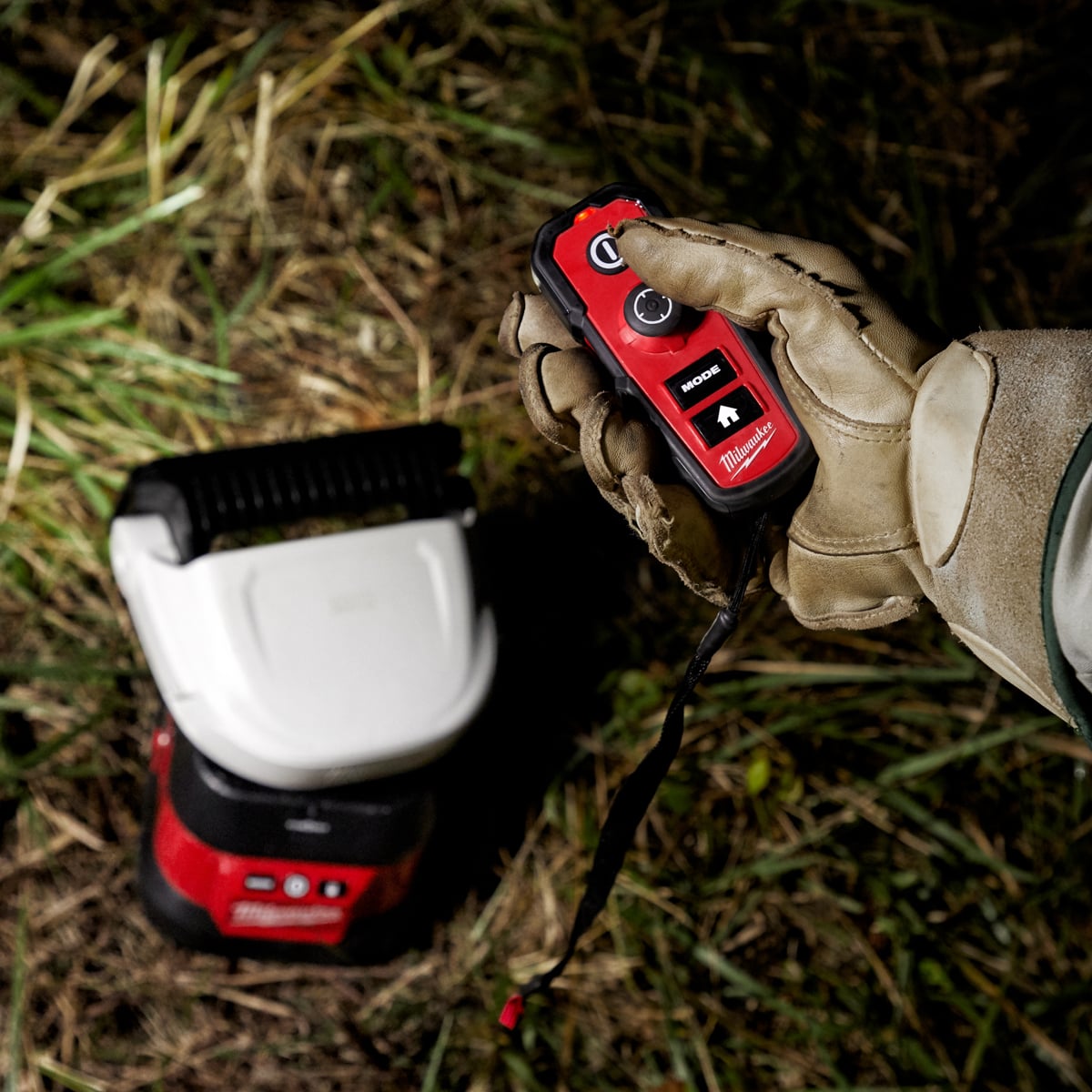 Milwaukee M18URSL-0 M18 One Key Utility Remote Spot Light